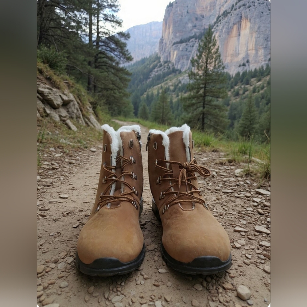 Lightweight Cozy Brown Suede Lace-Up Boots